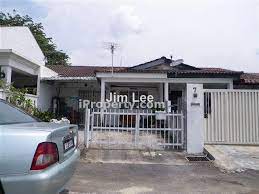 Land extent 15.45 perches, 4 bedrooms, 3. Kepong Bandar Sri Damansara 1 Sty Intermediate House For Sale Kuala Lumpur 3 Br 1000 Ft