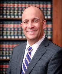 Critican intentos de cancelar la nominación de Héctor LaSalle como juez  principal estatal