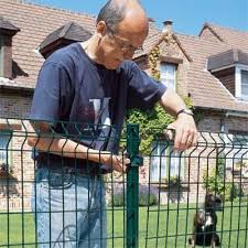 L Amenagement Exterieur De Votre Maison Comment Faire Et A Quel Prix Amenagement Jardin Cloture Cloture Panneau Rigide Cloture