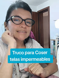 Cómo Coser Tela Impermeable