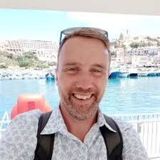 Edward Price (@ehcwp)