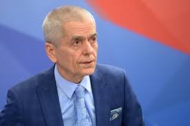 «чтобы не заболеть черной плесенью, если вы входите в группу риска, не надо лезть в компостные ямы без защиты или копаться в червях. Onishenko Rossii Ne Grozit Chernaya Plesen