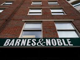Barnes & noble welcomes borders®, waldenbooks®, brentano's®, and all their customers to discover their next great read at barnes & noble, the nation's largest retail bookseller. Is Barnes And Noble Still The World S Biggest Bookstore