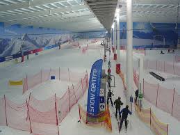 There are 3 group lessons to complete in order to reach the recreational standard. Uk Artificial Ski Slopes To Try This Summer Ski News