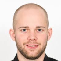 100+ ملفًا شخصيًا يحتوي على “Edinger”