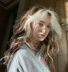 Karissa Bailey (karissajoy23)