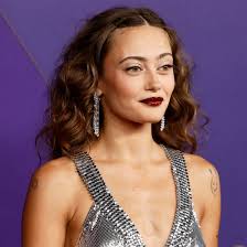 Sweetpea: Here's where you recognise the cast from