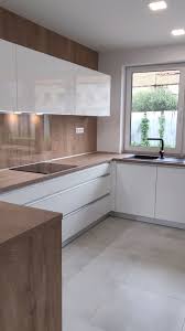 Kuche Kuchynska Linka Kitchenextensions In 2020 Wohnung Kuche Kuchen Design Moderne Kuche
