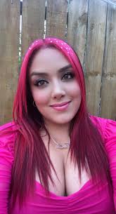 Always add pink in your wardrobe & in your life 🌸