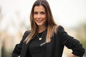 Cláudia borges was born on february 9, 1983 in lisbon, portugal. Claudia Borges Fazer Televisao Em Casa Tornou Se Normalissimo