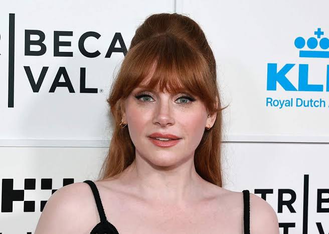 Bryce Dallas Howard Talks About Some of Her Movie Flops - Kicks 99