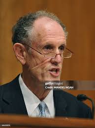 Senator Ted Kaufman, chairman of the Congressional Oversight Panel... News  Photo