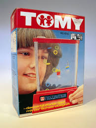 Spielzeug aus eurer Kindheit (und Süßigkeiten!)