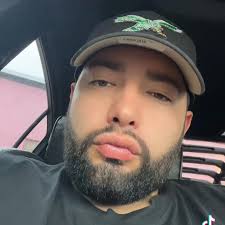 New to the group. Just swinging by to say "hey"!