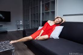 Bellaria Nude in Radiant in Red by Erro | Erotic MetArt