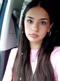 Mia Steele's Instagram, Twitter & Facebook