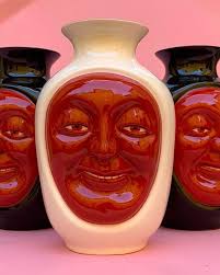 VISOVASO Handmade Ceramic Vase and is Made to Order