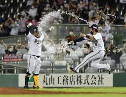 Sep 01, 2021 · オリックス首位陥落！ 吉田正の離脱で正念場…中嶋監督は「ここで無理するわけにはいかない」 東スポweb 2021/9/5 20:28 Edhjzrvopuridm