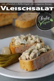 Vleischsalat Veganer Fleischsalat Selbstgemacht Dailyvegan Rezept In 2020 Backideen Fleischsalat Rezept Lebensmittel Essen