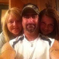 Veronica Leday's Instagram, Twitter & Facebook