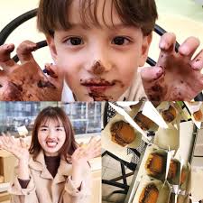 脏脏时代，吃不脏，不时尚😆😍 Bonjour...