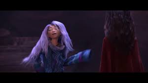 Raya sisu sisu human namaari tong and baby noi tuk tuk boun ongis (pan, dyan, uka) inspired by disney's raya and the last dragon ages 3+ plastic up to approx. Sisu Transform To Human Form Raya And The Last Dragon 2021 4k Youtube