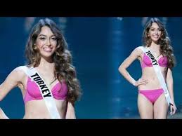 Dilan Cicek Deniz Ayla Dikmen Onu Bunu Bilmem Kararliyim 4k Bikini Ayi Puma