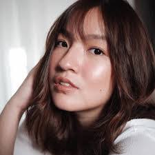 Daisy Cerna's Instagram, Twitter & Facebook