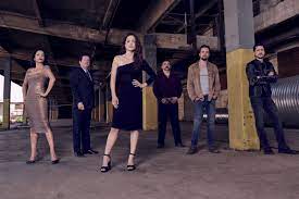 603,312 likes · 26,846 talking about this. Queen Of The South Staffel 3 Cast Handlung Und Figuren