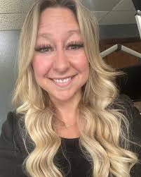 McHenry Riverwalk Shoppes...