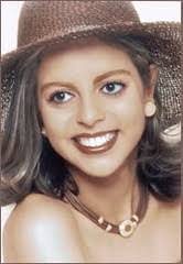 Desiree Melo's Instagram, Twitter & Facebook