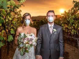 Wondering what to put in a hangover kit otherwise known as a survival or recovery kit? Couple Wear Masks In Viral Wedding Photo Taken During California Wildfires