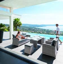 Epingle Par Eminza Sur Pool Party Table Et Chaises De Jardin