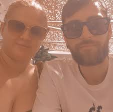 Reindeer companion helps find clay