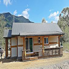 Penternakan burung walet (pbw) senonim dengan pembinaan rumah dengan modal yang cukup tata ruang yang benar rbw ukuran 3,5mx10m. 76 Gambar Rumah Sederhana Korea Gratis Gambar Rumah