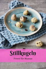 Ein Basisrezept Fur Die Energiegeladene Powerkugeln Rezept Rezepte Lebensmittel Essen Stillkugeln