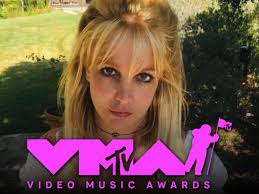 VMA ah Britney a inlan dawn lo Fans ṭhenkhat in Britney Spears chu  September thla a MTV VMA 2025 sem turah comeback ropui tak neia perform tur  angin an sawi. Mahse Britney