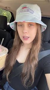 Alexa Thomas's Instagram, Twitter & Facebook