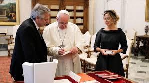 La iglesia acusa a la onu de interferir en el ejercicio de la libertad. Alberto Fernandez Se Reunio Con El Papa Francisco En El Vaticano