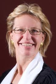 Multnomah County Chief Operating Officer Joanne Fuller to replace Lillian  Shirley at health department