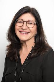 Josie Stern's Instagram, Twitter & Facebook