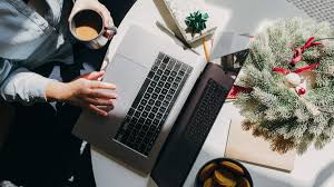 Coincidentally enough, this shopping list is packed with cool christmas gift ideas just like that. 13 Last Minute Christmas Gifts You Can Still Get On Time For The Holiday
