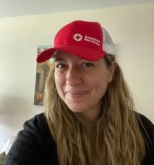 Keri Goldman's Instagram, Twitter & Facebook