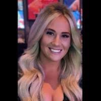 Briana Booth's Instagram, Twitter & Facebook