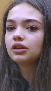 La prof Pettinelli ha dei dubbi su Stella e decide di incontrala per  comunicarle che sta pensando ad una possibile sostituzione #Amici23