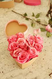 Heart Shape Flower Box Darling Darleen A Lifestyle Design Blog Flower Boxes Flowers Happy Galentines Day