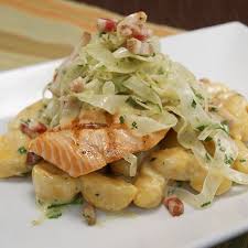 Ivar's seafood bar is famous for its great service and friendly staff, that is always ready to help you. Ivar S Acres Of Clams Restaurant Seattle Wa Opentable