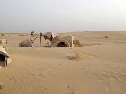 Eerie Pics Show Tunisia S Abandoned Star Wars Sets Abandoned Film Star Wars Film Star Wars Set