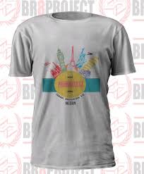 Karena menggunakan baju kaos berkera, serta dibagian depan diberikan logo unik. 20 Contoh Gambar Desain Kaos Kelas Yang Keren