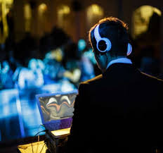 Grupo preludio con sede en madrid, es una empresa que ofrece animación, sistemas audiovisuales, música y decoración para tu boda o cualquier otro evento. Equipos De Sonido Y Dj Para Bodas En Madrid 2021